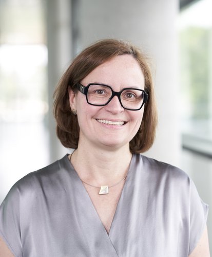 Frau Prof. Dr. Miriam Erlacher ist neue Ärztliche Direktorin der Klinik für Kinder- und Jugendmedizin am UKU.