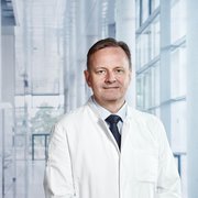 Profilbild von Prof. Dr. Dr. Alexander Schramm