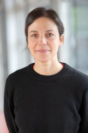 Profilbild von Prof. Dr. biol. hum. Nathalie Oexle