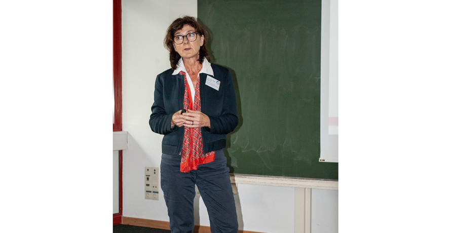 Prof. Dr. Lotz, während ihres Vortrags über Personalisierte Ernährung